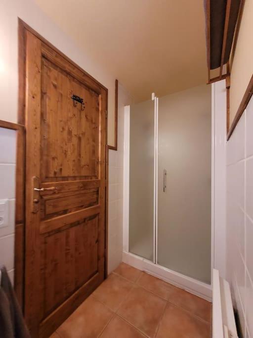 Appartement Le Nid Du Bouvreuil à Angoustrine Extérieur photo