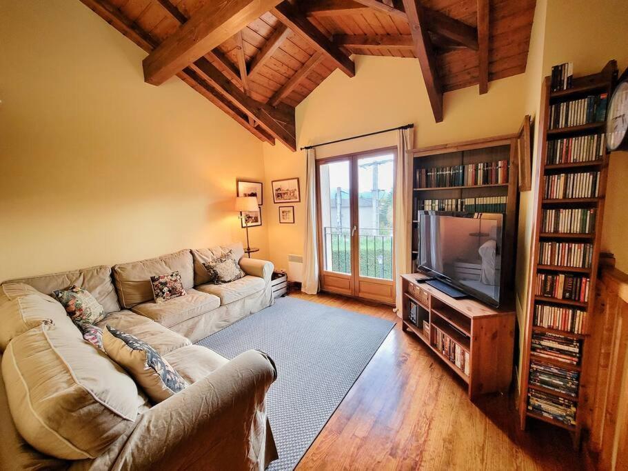 Appartement Le Nid Du Bouvreuil à Angoustrine Extérieur photo
